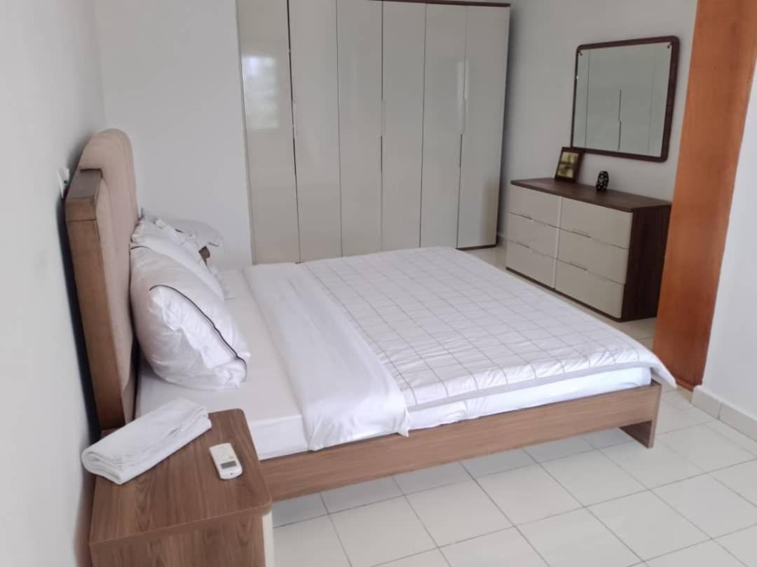 Swiss Cottage Kribi Luaran gambar