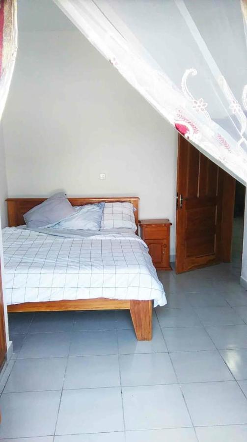 Swiss Cottage Kribi Luaran gambar