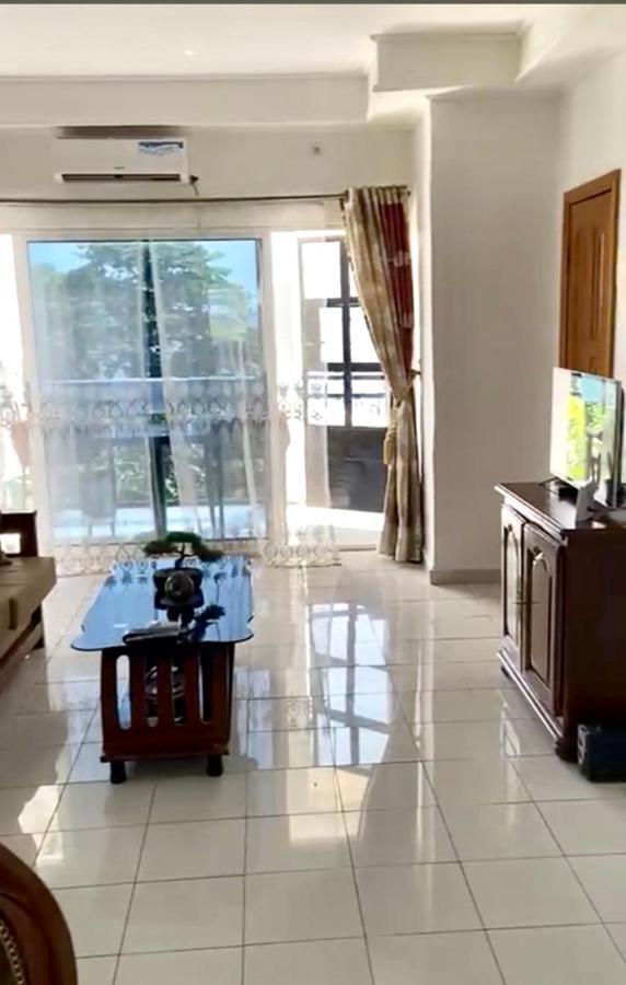 Swiss Cottage Kribi Luaran gambar
